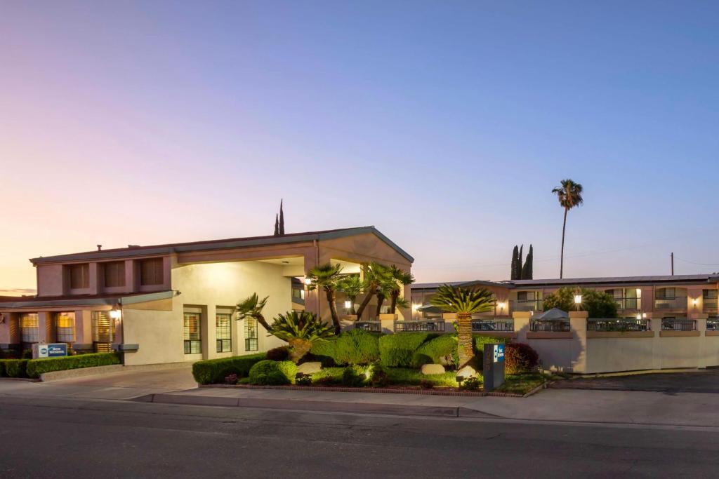 Best Western Inn image