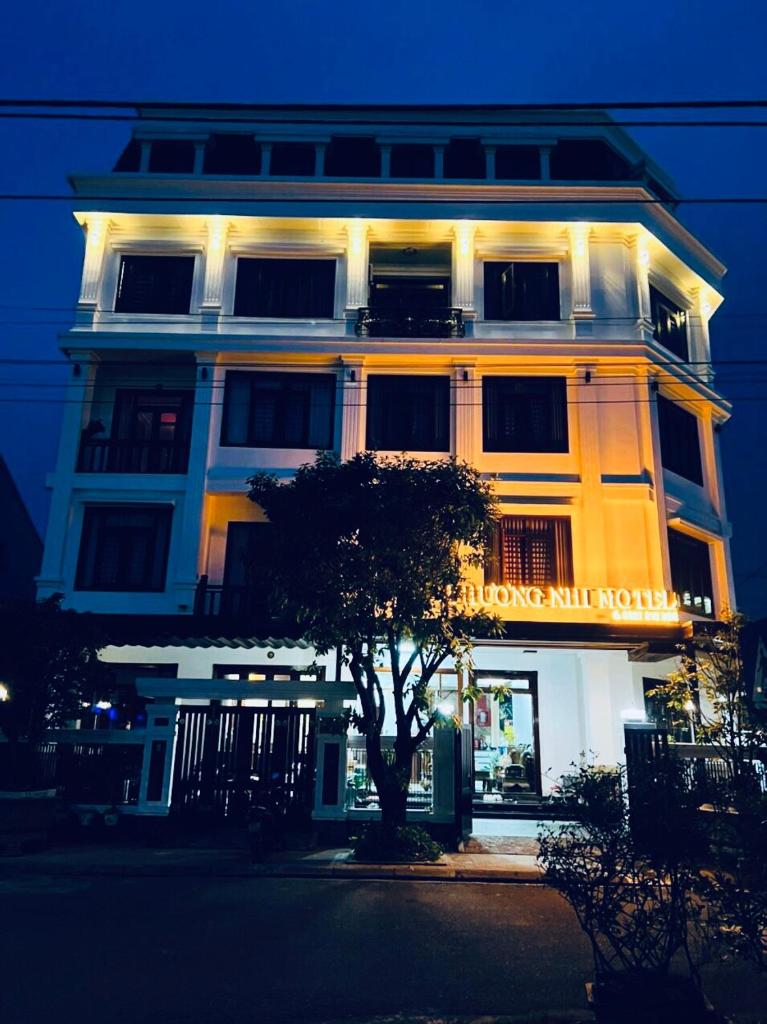 Khách Sạn Phương Nhi