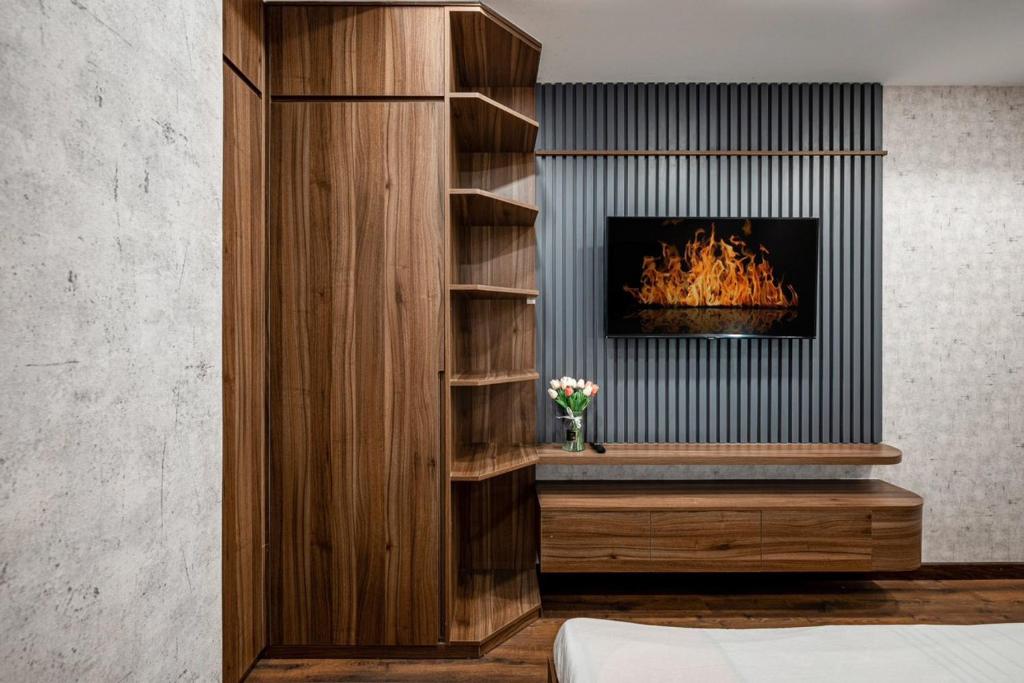 Modern 2BR Condo at Terra Royal by Orli Studio F19