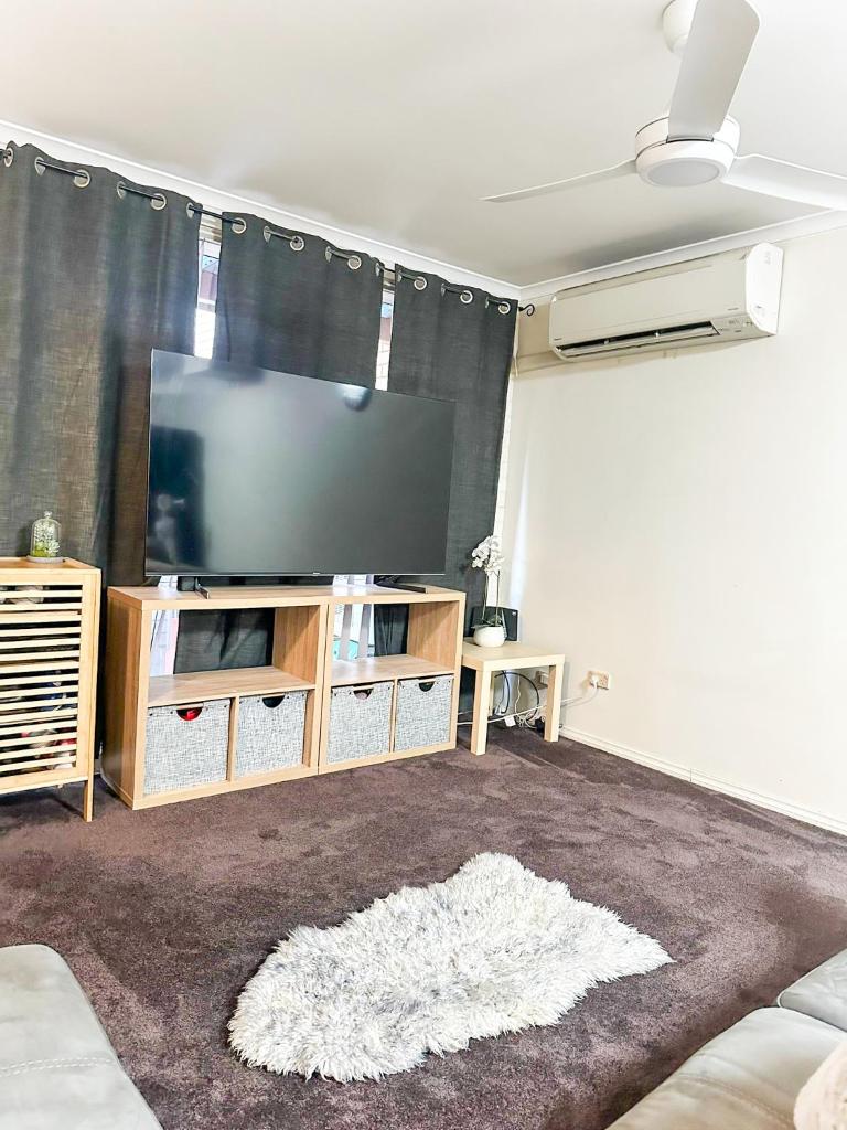 Queen of the Desert Villa Secure & Gated 2 Bedrooms photo 3