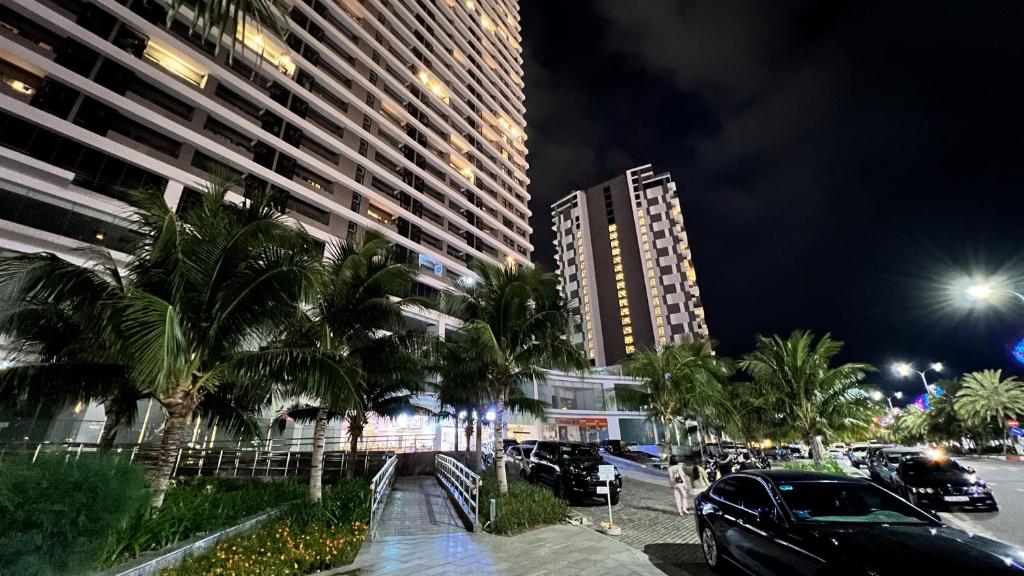 FLC SEA TOWER DX Delux View biển