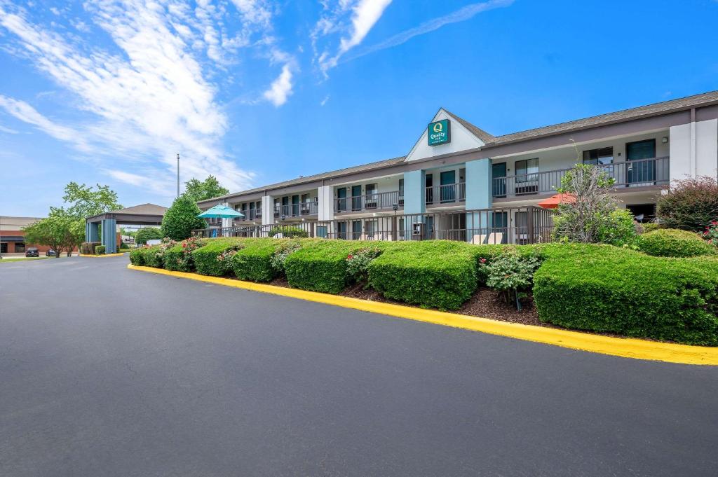 Quality Inn Pelham I-65 exit 246 image