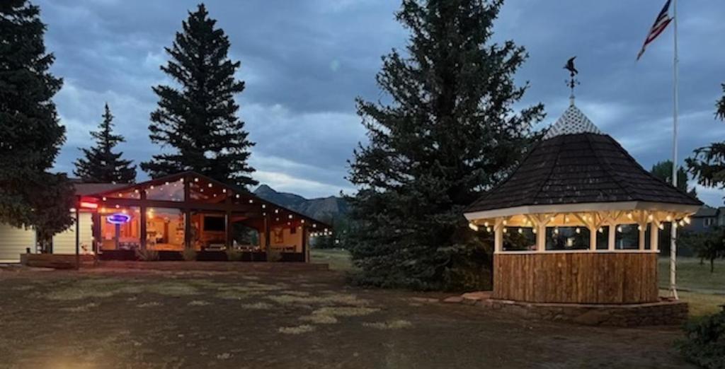 Columbine Inn image