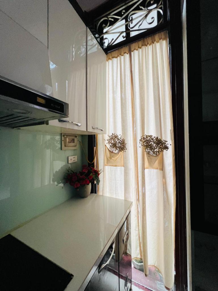 LushStay Cozy Hostel - Hanoi Train Station