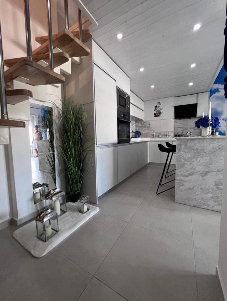 Paradise Luxury Apartment photo 4