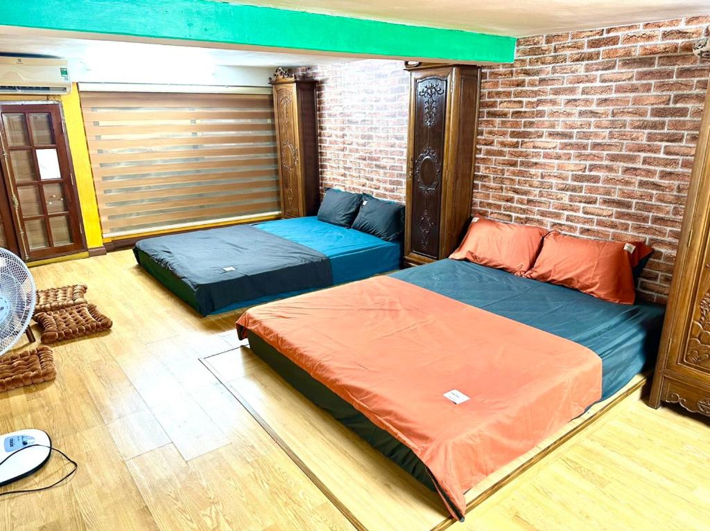 Kolor Red Home,Bungalow Old Quarter,4 paxs,3 mins to Hoan Kiem Lake