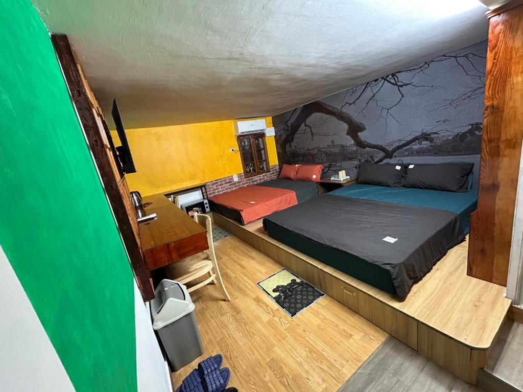 Kolor Green Home,center of Old Quarter, near Hoankiem Lake, 2 big beds