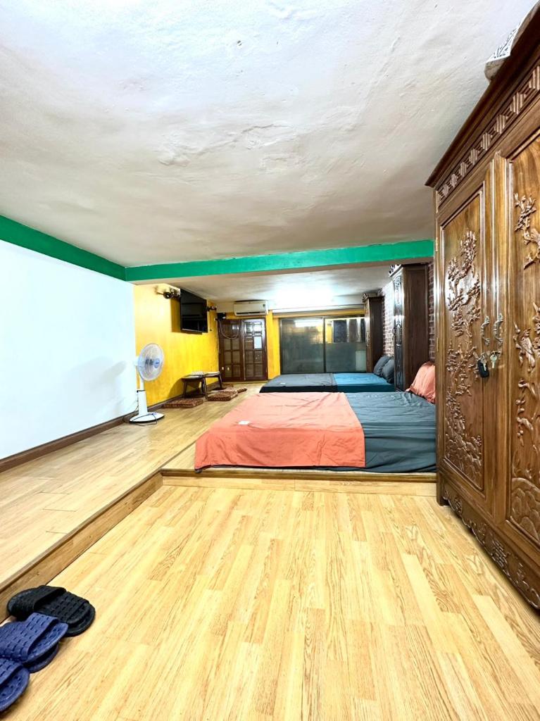 Bungalow House,2 bedrooms,Old Quarter, Near Hoankiem Lake