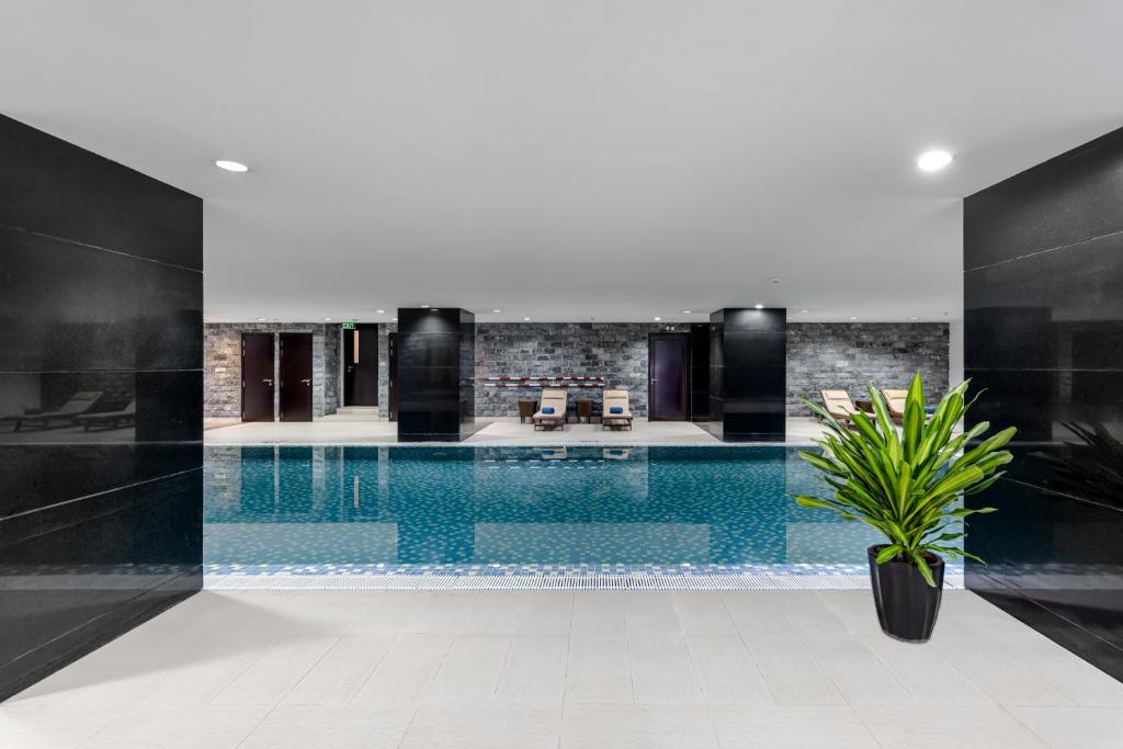 Khách Sạn Somerset Hòa Bình