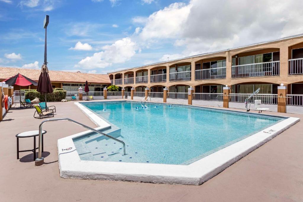Quality Inn Alachua - Gainesville Area image