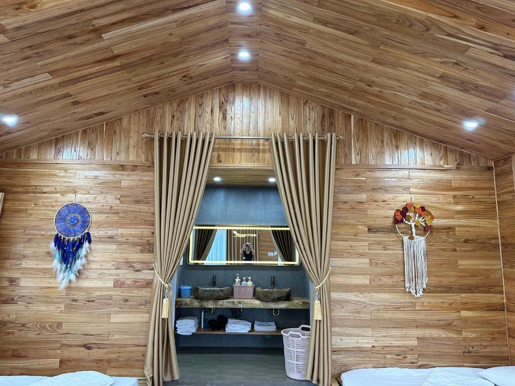 Green farm home & coffee