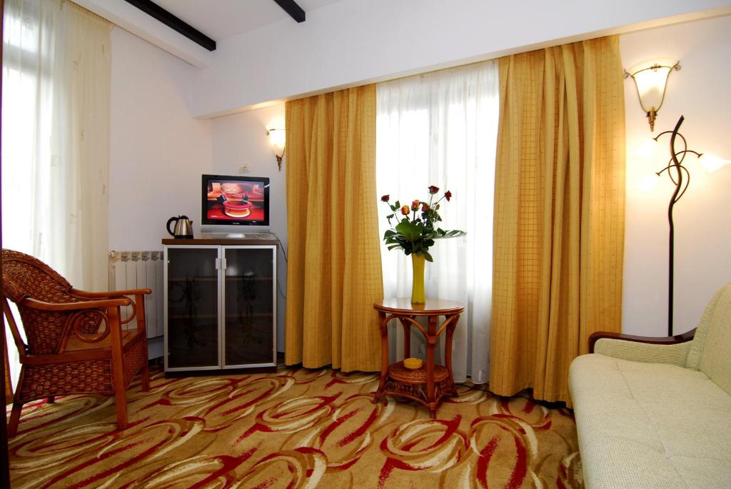 Сьюит (Полулюкс), Pensiunea Casa Iris
