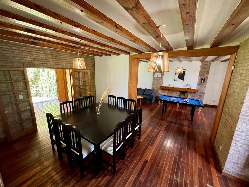 Olive Tree House with Pool Table and Swimming Pool photo 1