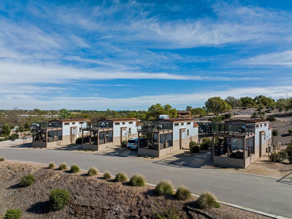 Sun Outdoors Paso Robles image