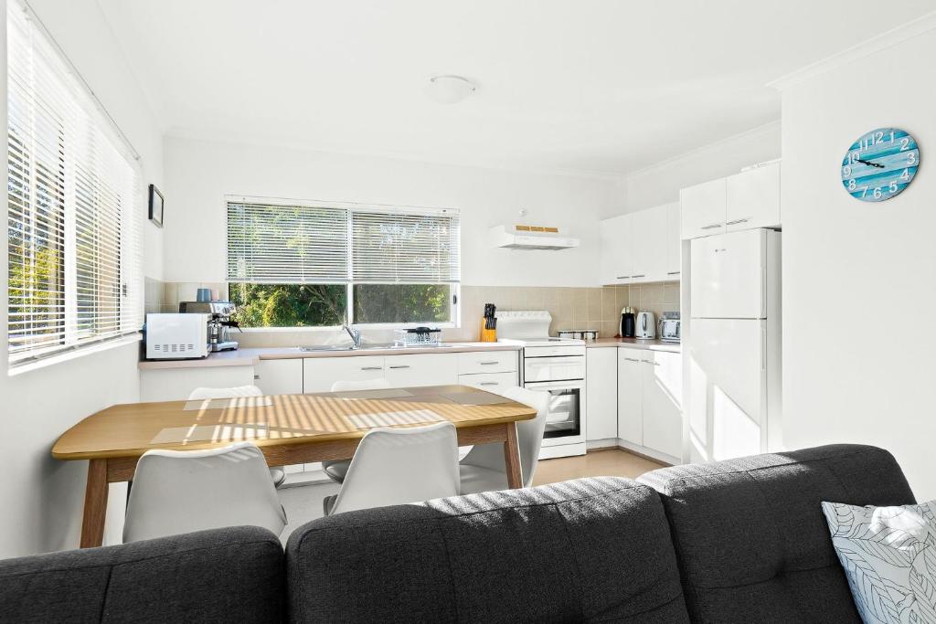 2-5 Angle Street Narooma photo 2