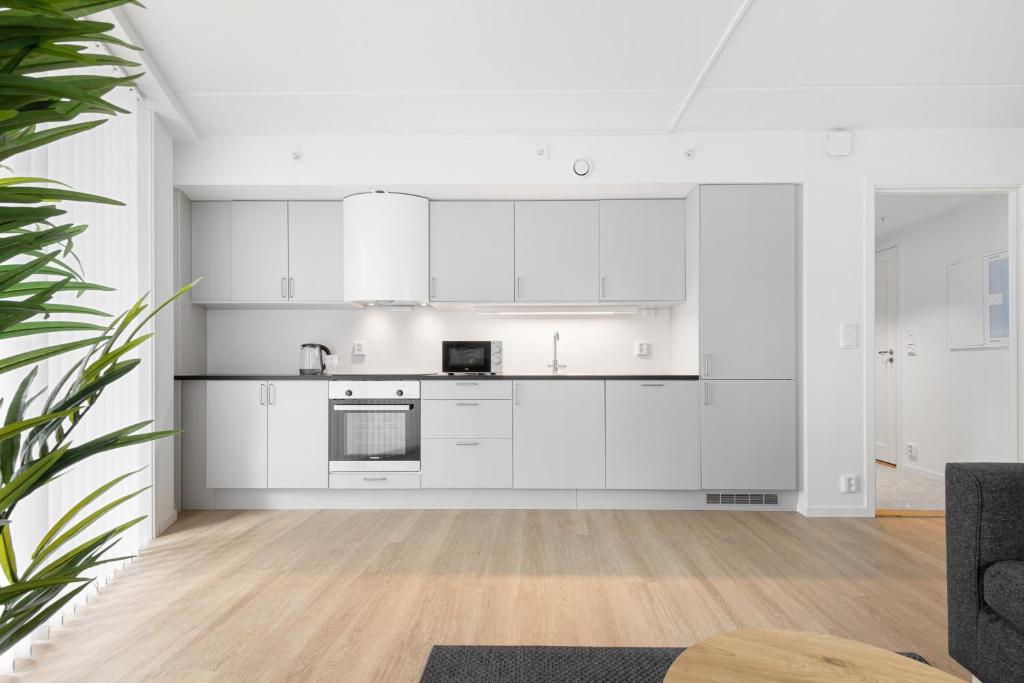 Forenom Serviced Apartments Oslo Kielland plass - Tap to explore photos