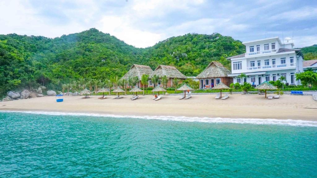 The Light Coral Island Resort Nha Trang