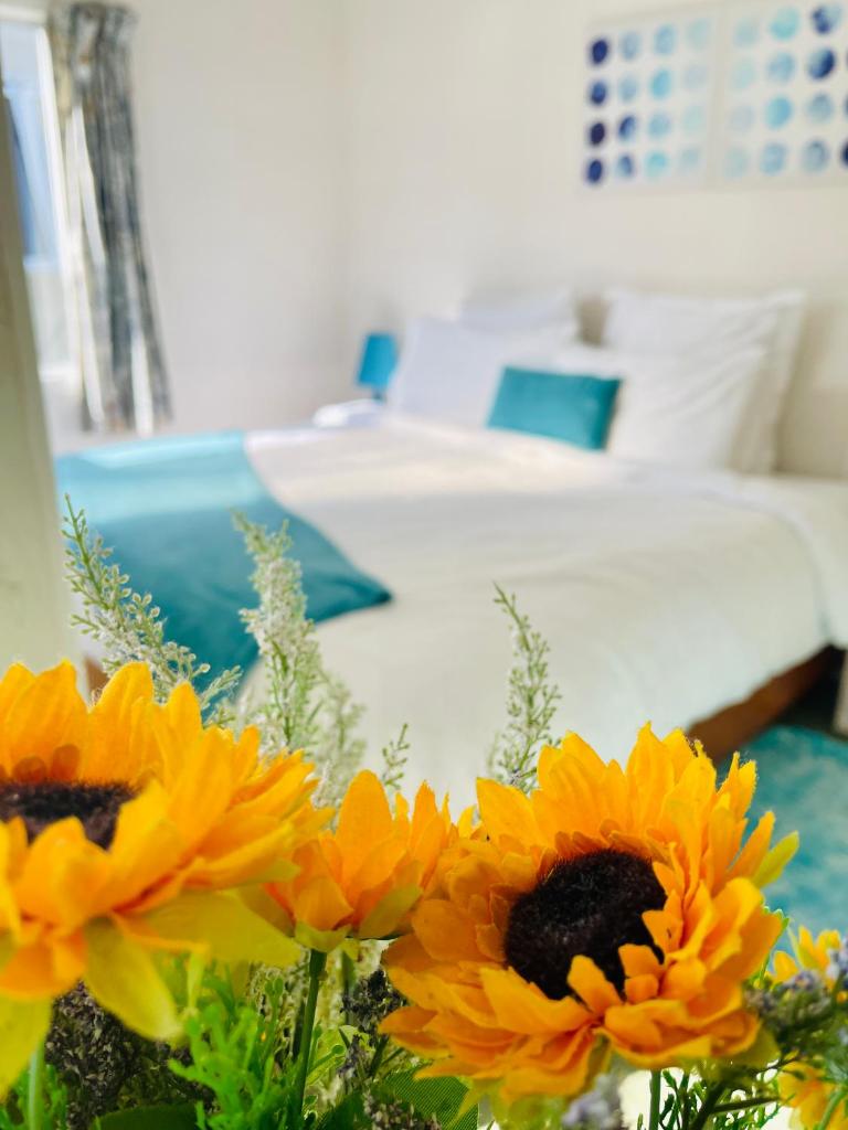 Tranquil Haven Retreat - Tap to explore photos