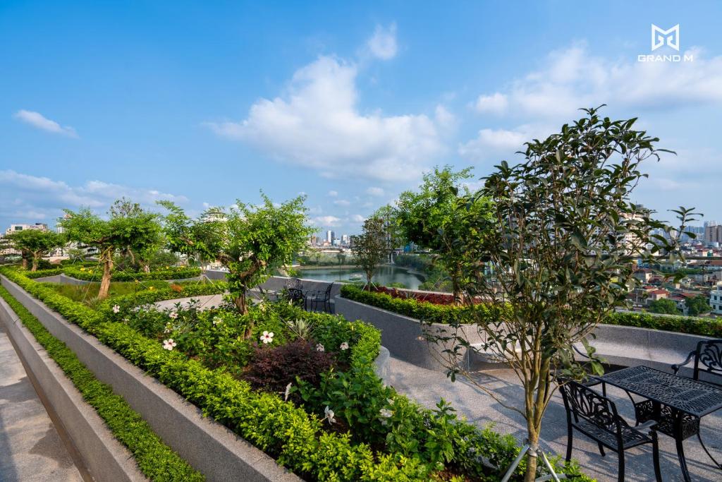 The Gloria Serviced Apartment by Silk Path