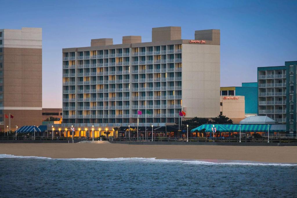 Hampton Inn Virginia Beach-Oceanfront South image