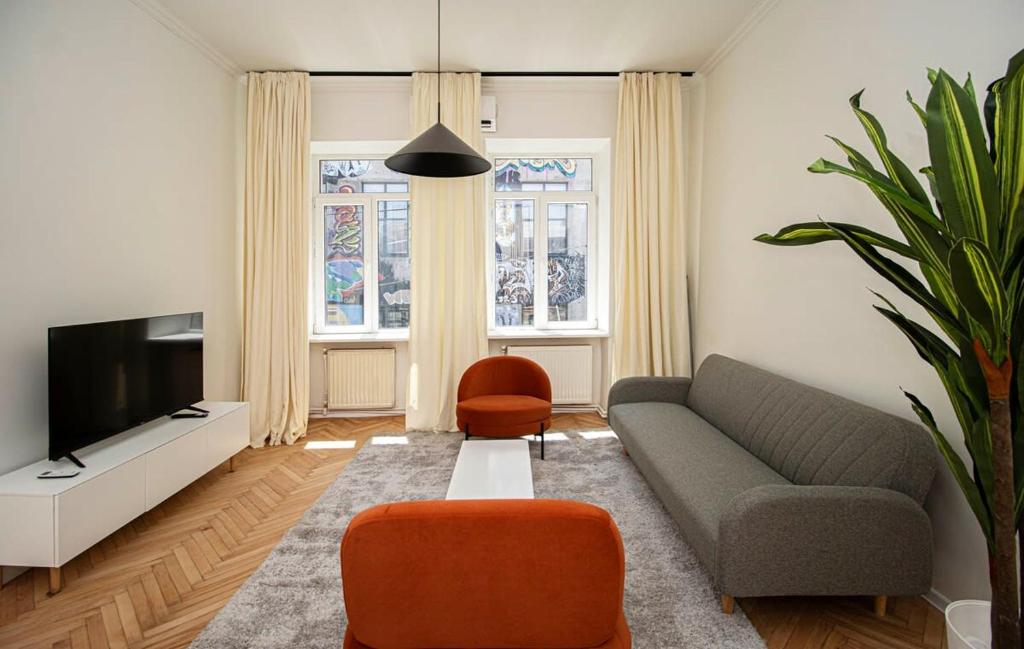 Chic 3BR Apt Near Fabrika - By Wehost - Tap to explore photos