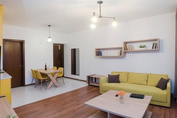 Comfy 3 Apartment house for 9 people - Tap to explore photos