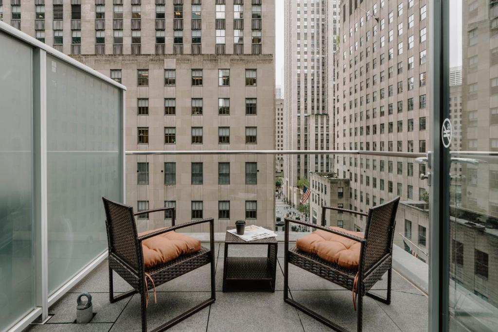 The Jewel Hotel, New York image