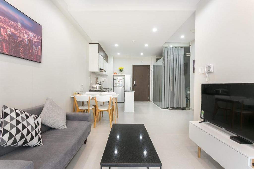Kirakuan Luxury 2BR Pool/Gym