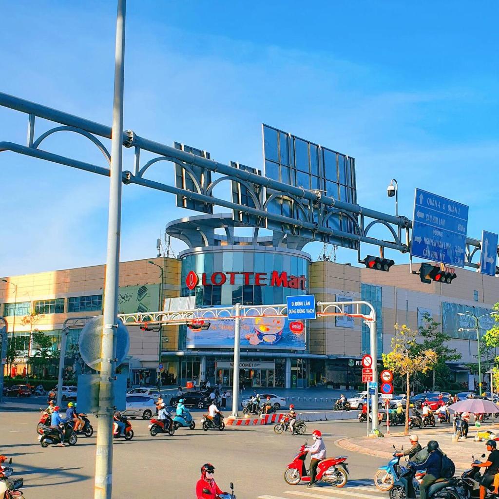 Genius SaiGon - Sunrise City View D7