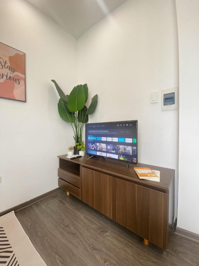 Michi house Chương Dương Độ, căn hộ 2 phòng ngủ 300m tới Hồ Gươm