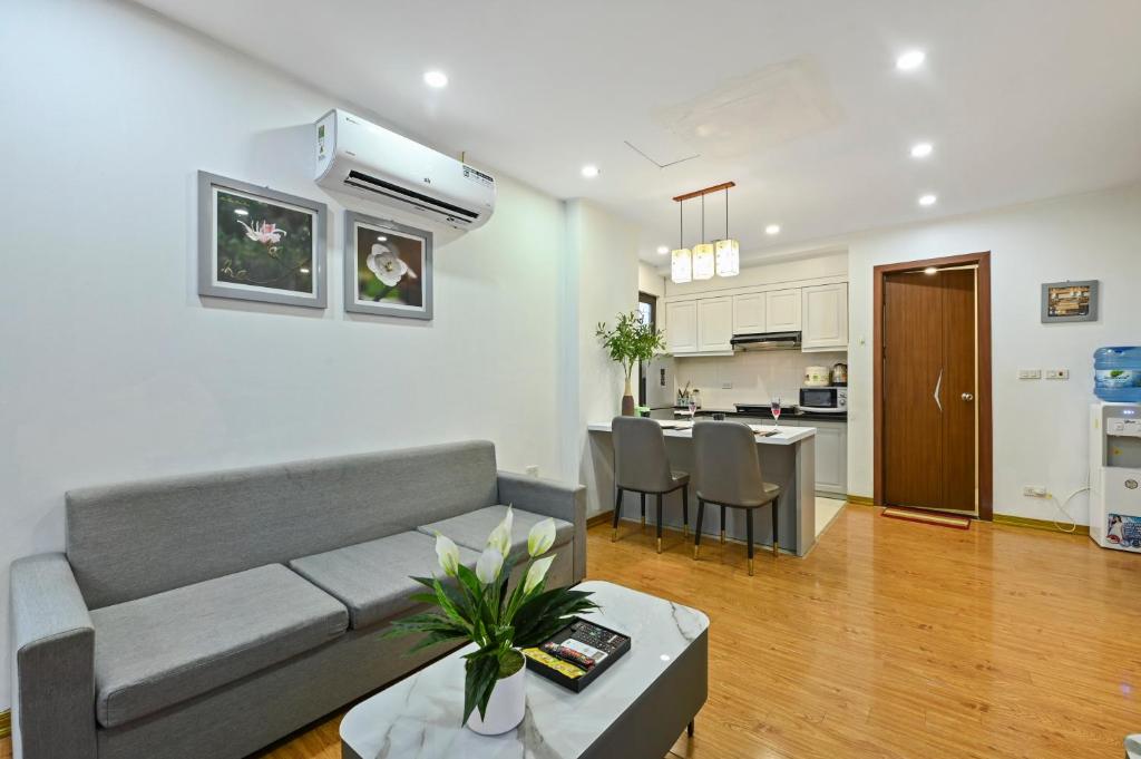 22HOUSING APARTMENT 20 LINH LANG