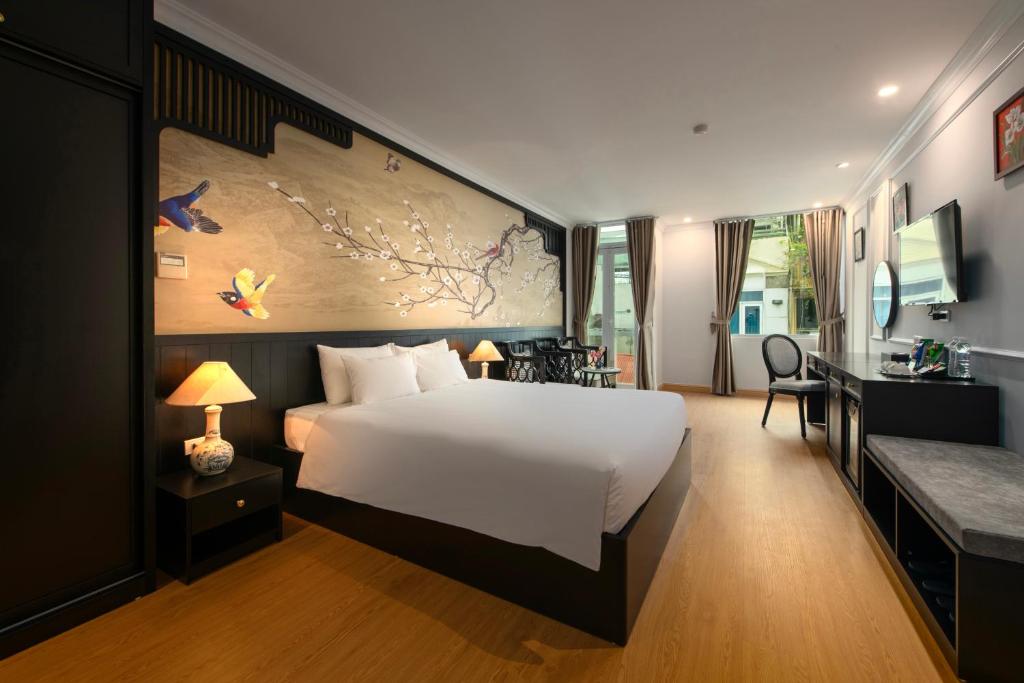 Golden Cyclo Hotel