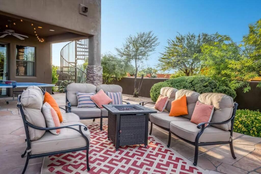 Desert Calm - North Scottsdale Four Bedroom Pool and Spa - Tap to explore photos