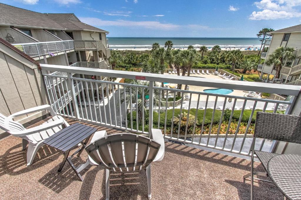328 Breakers image