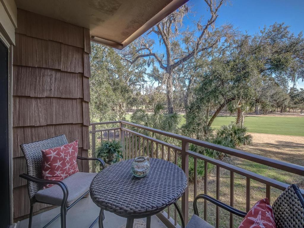473 Plantation Club image