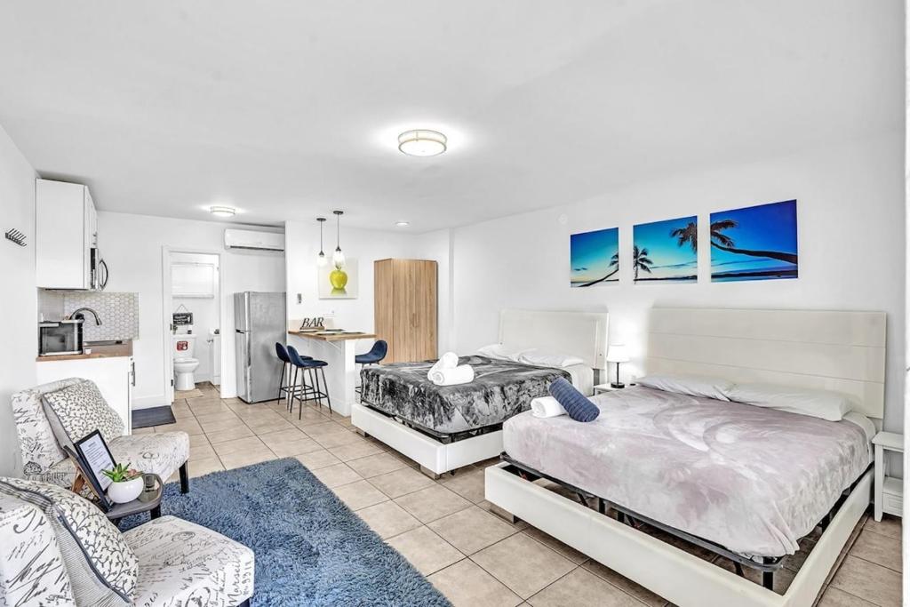 Large Studio Suite Close To Beach And Casino Db3 image