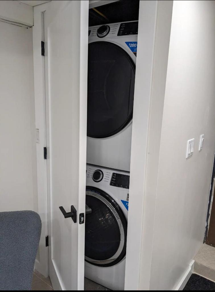 Extended Family Stay image