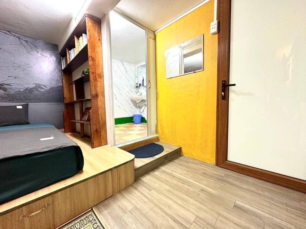 Kolor Green Home,center of Old Quarter, near Hoankiem Lake, 2 big beds