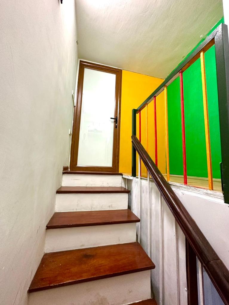 Kolor Green Home,center of Old Quarter, near Hoankiem Lake, 2 big beds