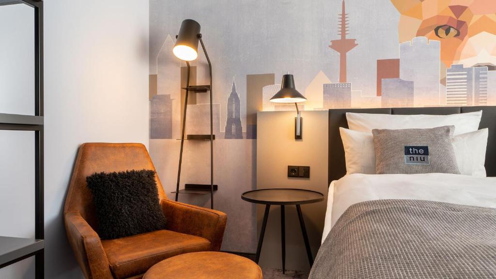 Holiday Inn - the niu, Charly Frankfurt City by IHG - Tap to explore photos