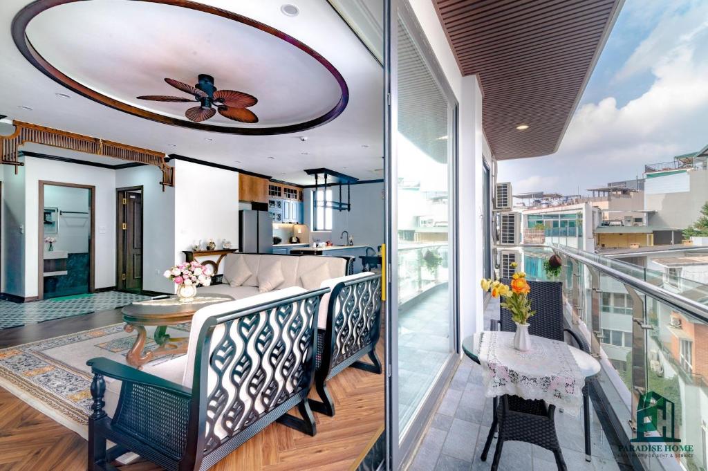 Paradise Pearl 2 West Lake