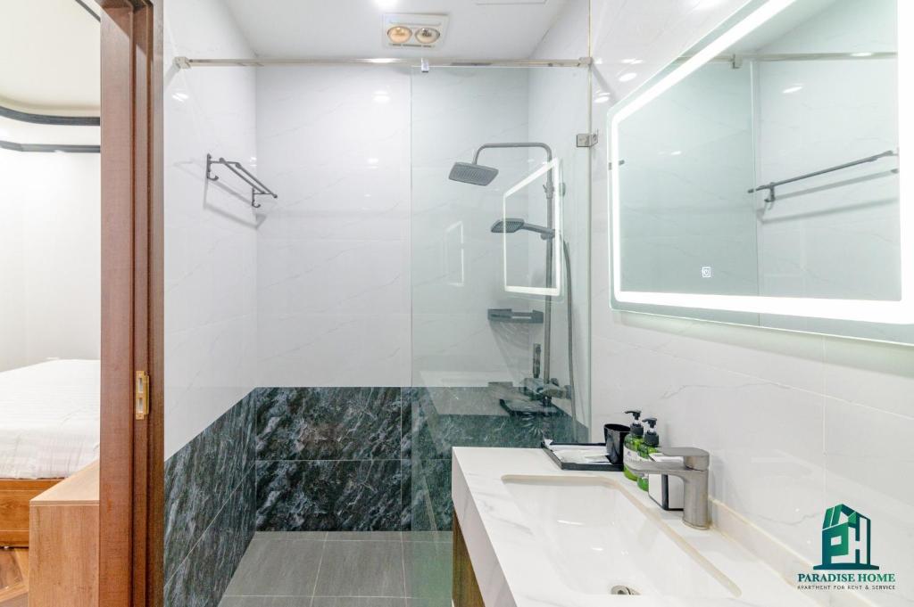 Paradise Pearl 2 West Lake