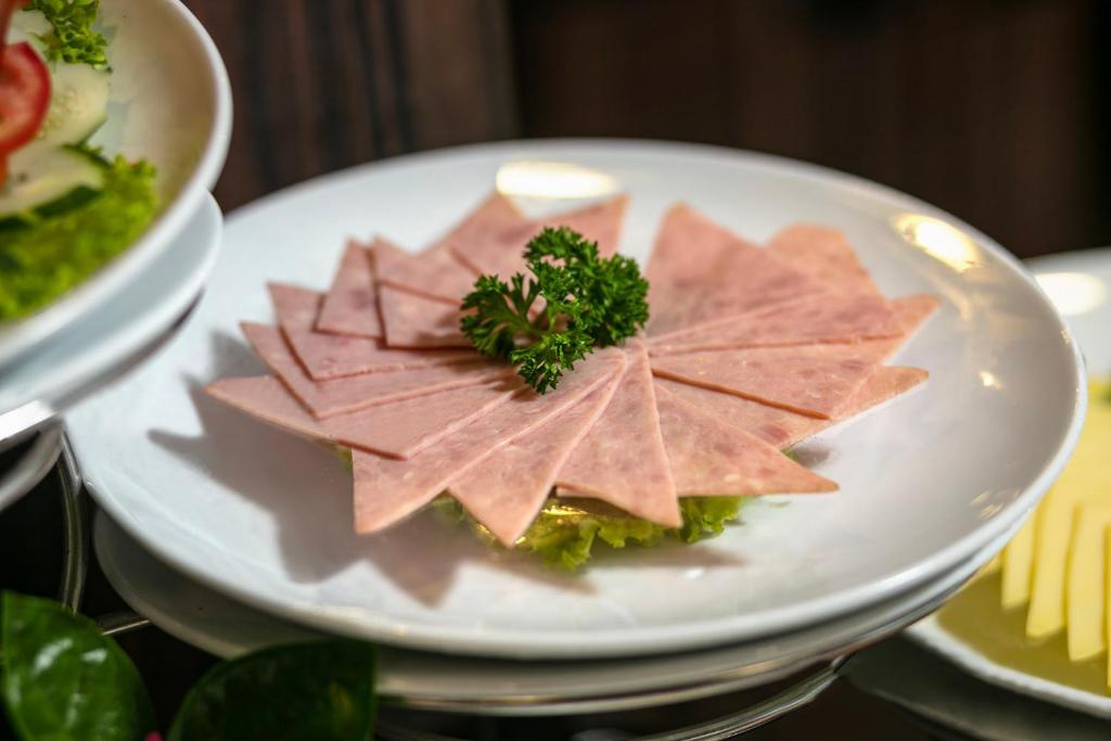 Khách sạn Parkside Sunline 