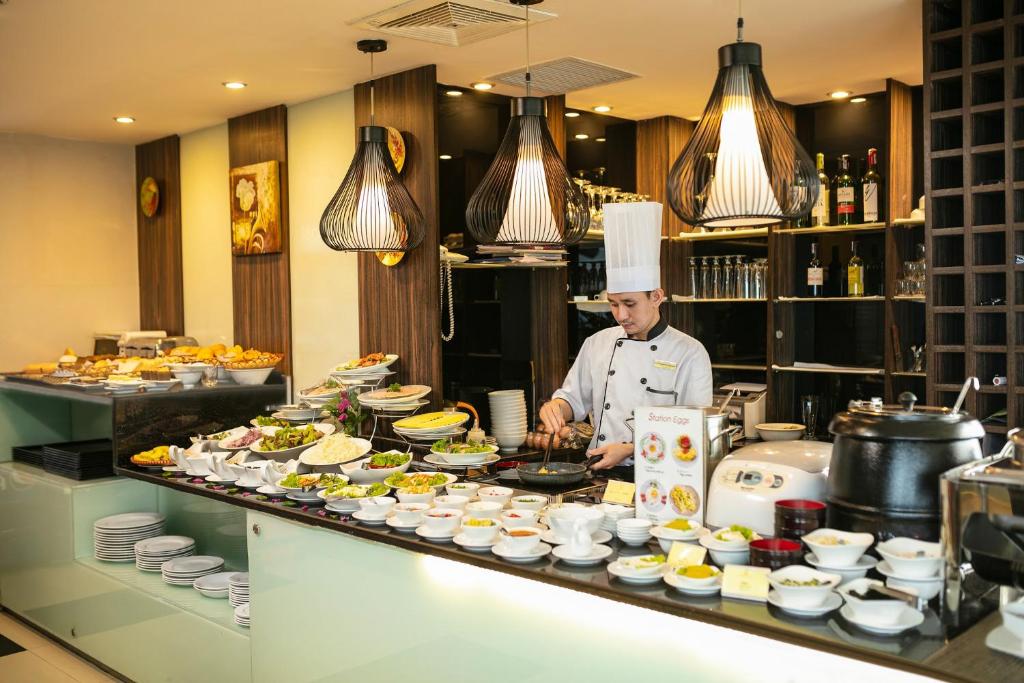 Khách sạn Parkside Sunline 