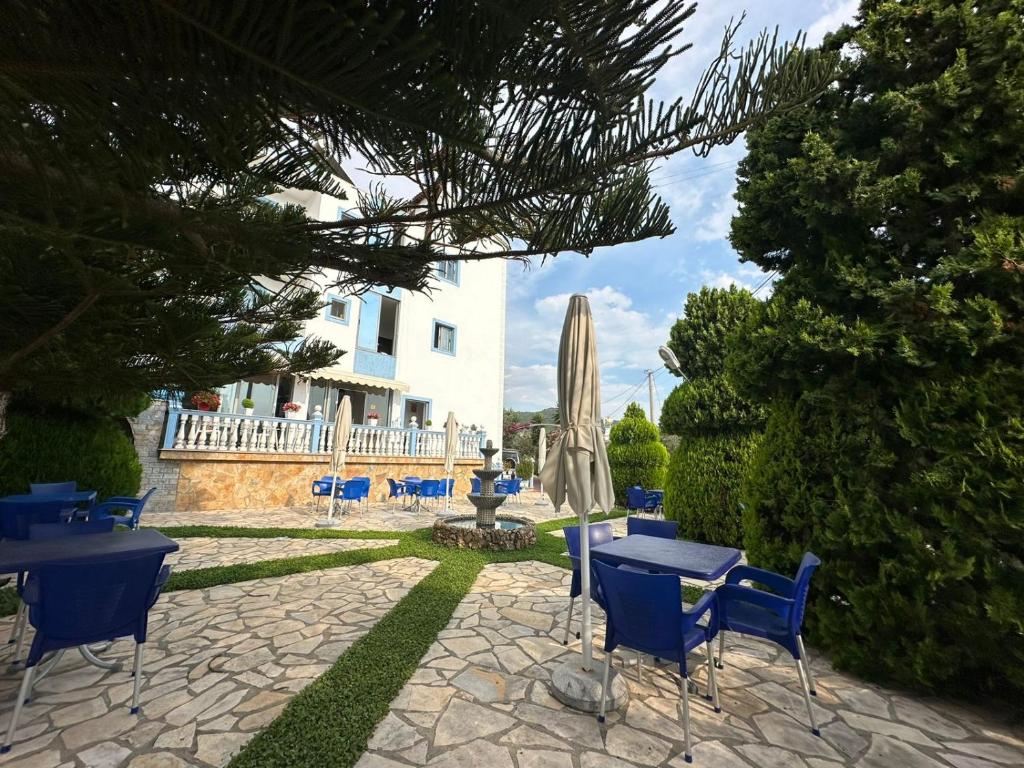 Esmeralda Hotel & Restaurant photo 3