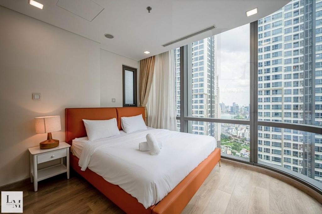 LANDMARK 81 Luxury Apartment