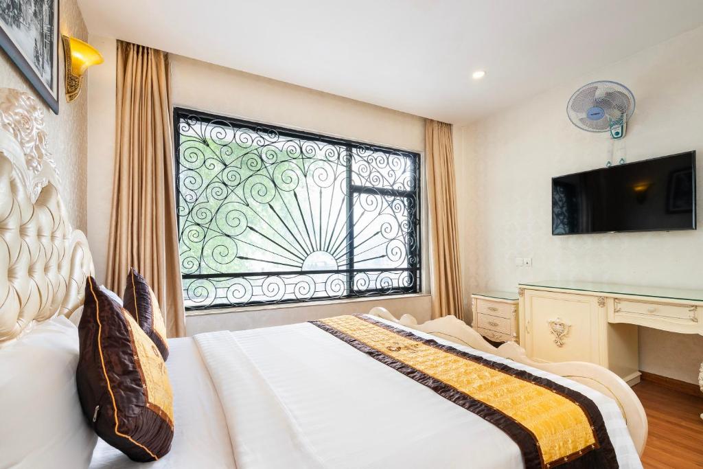 Golden Star Hotel