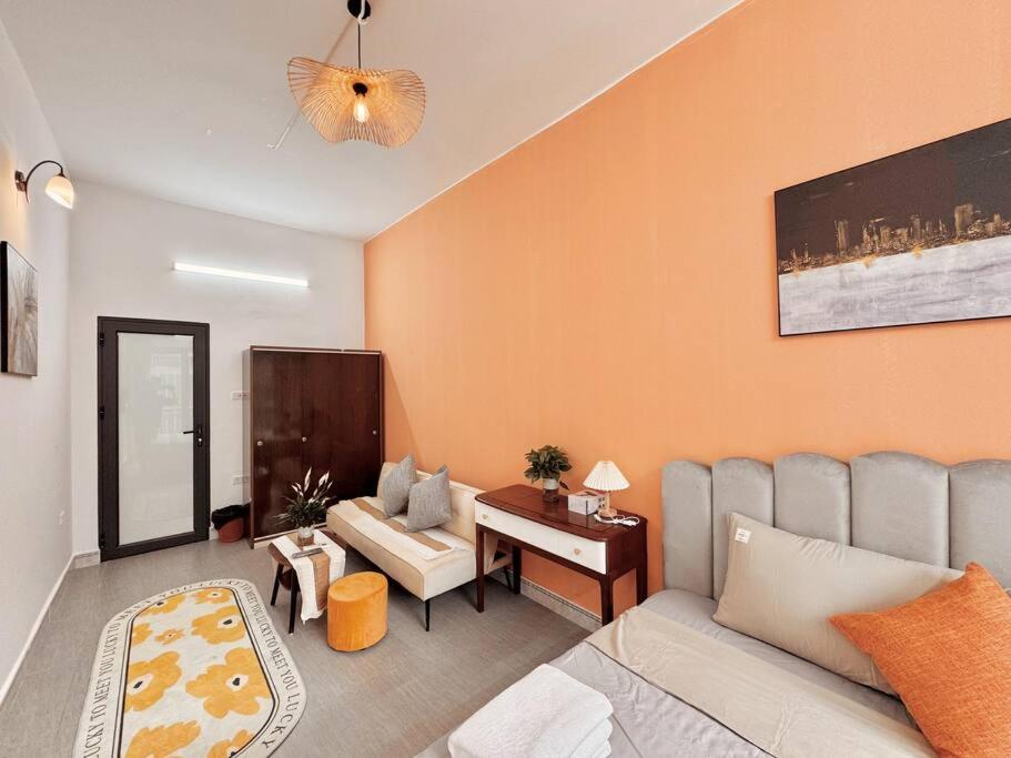 Ancient view-5BR house-Hoan Kiem Lake