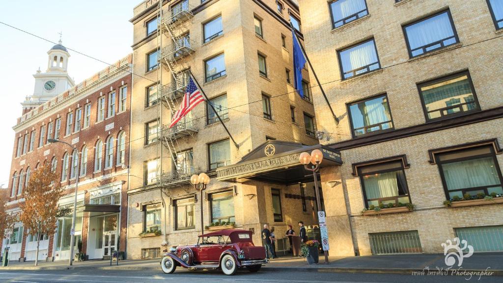 Mark Spencer Hotel image