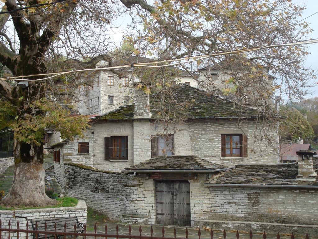 Archontiko Tzoufi photo 1